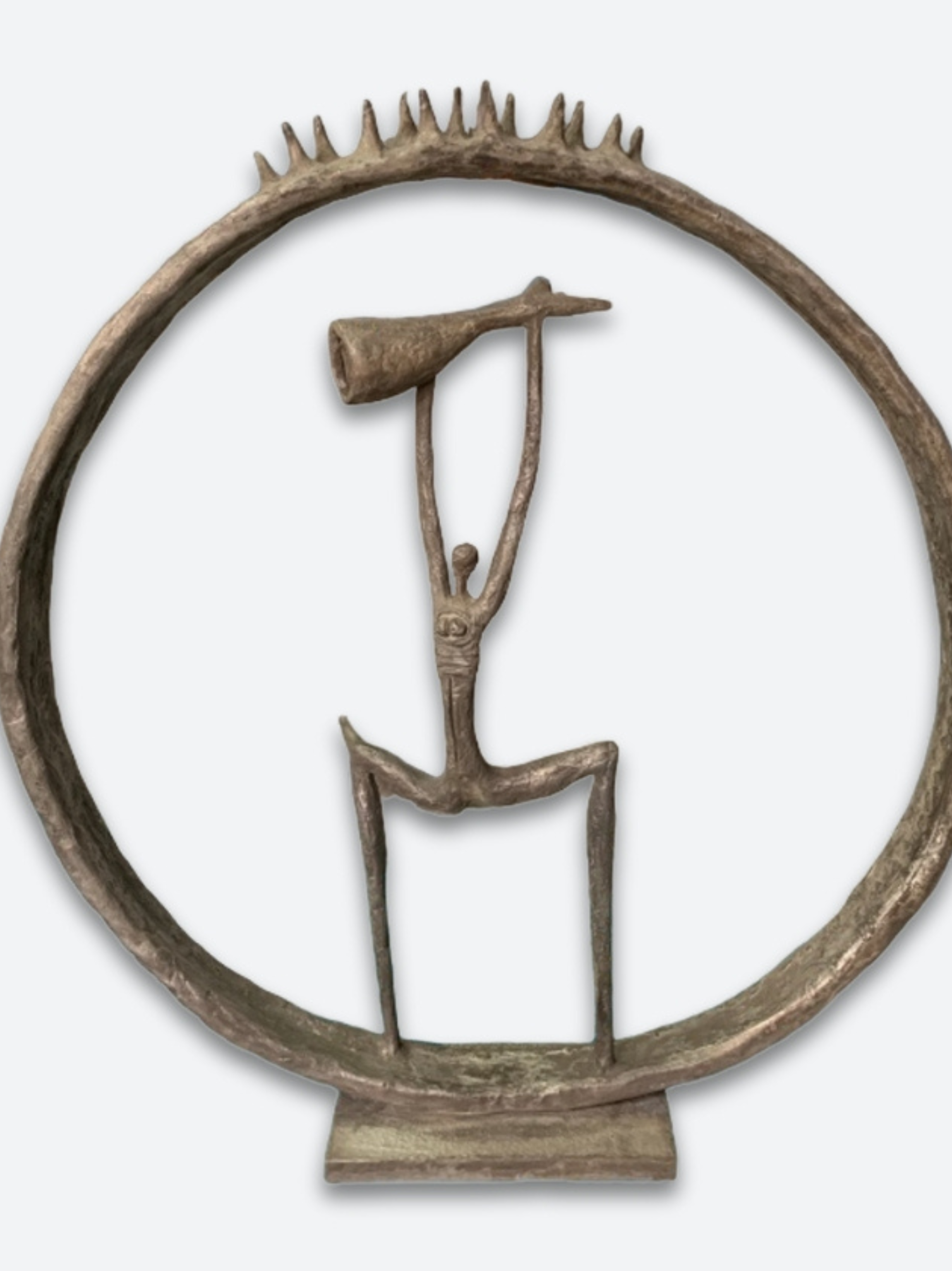Headless Prey into Circle - The Fisherwomen serie +I am Not a Perfect Circle I’m a Circle/Imperfect Geometries series